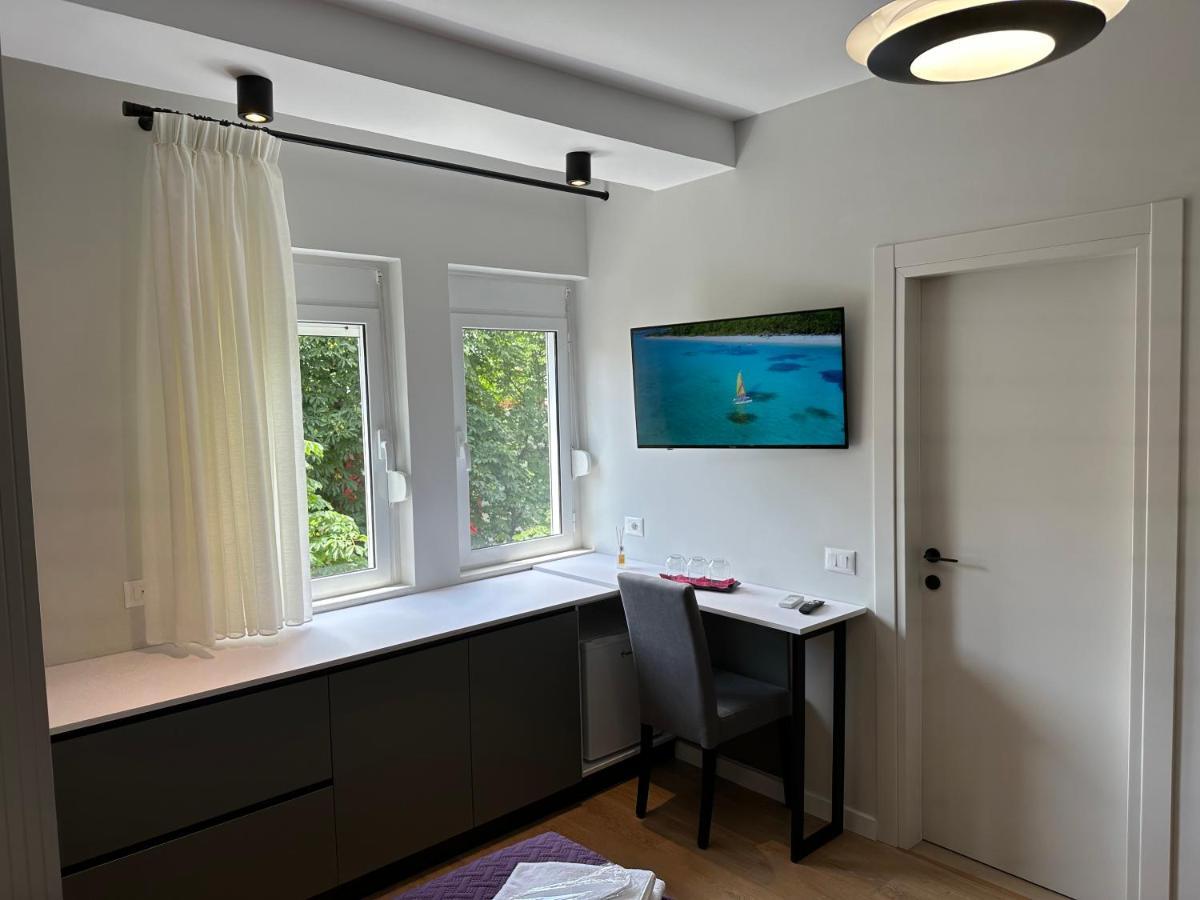 Soin Rooms Тирана Экстерьер фото