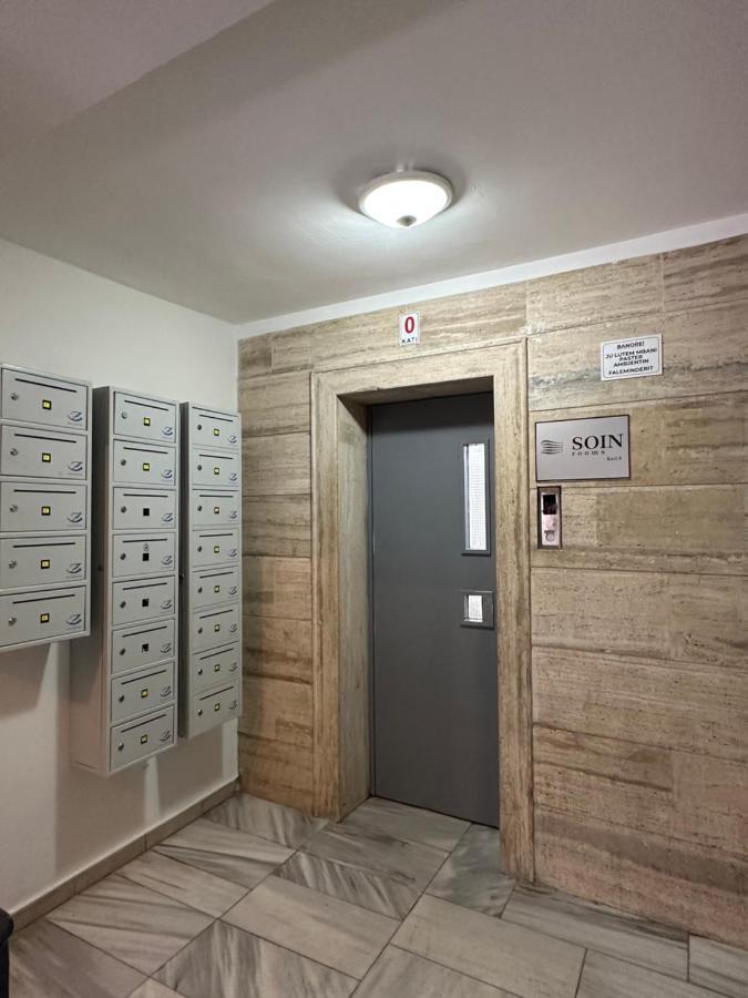Soin Rooms Тирана Экстерьер фото