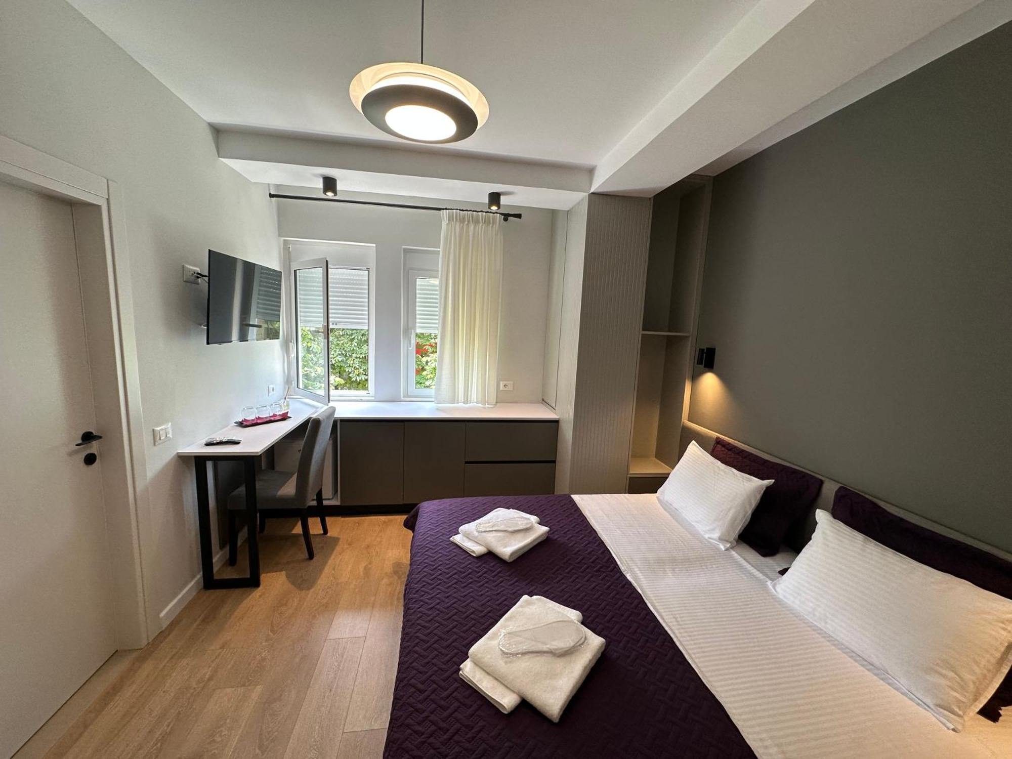 Soin Rooms Тирана Экстерьер фото